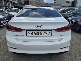 HYUNDAI AVANTE AD 2018