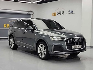 AUDI Q7 4M 2020