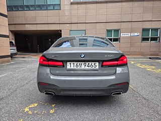 BMW 5-SERIES G30 2020