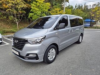 HYUNDAI STAREX GRAND 2020