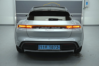 PORSCHE TAYCAN 2022