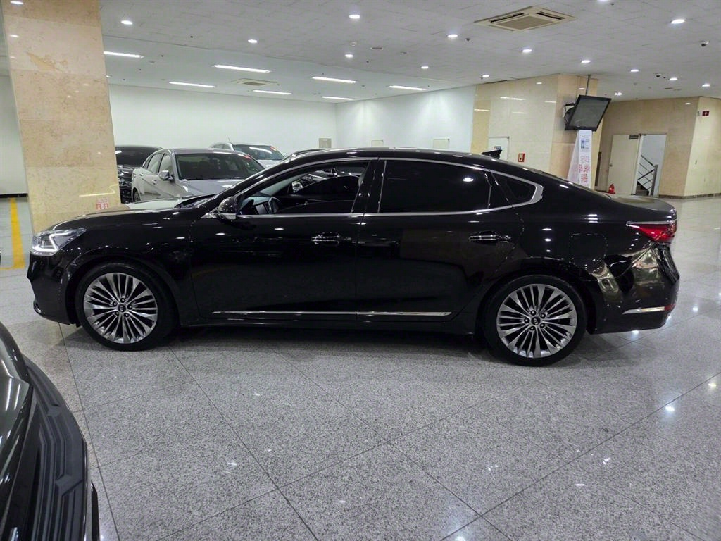 KIA K7 HYBRID 2017