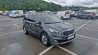 KIA CARNIVAL  2015
