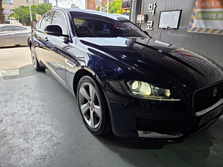 JAGUAR XF X260 2018