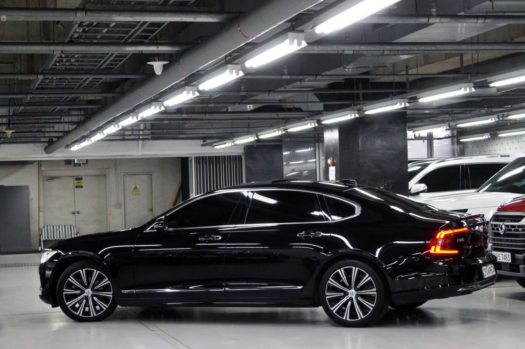 VOLVO S90 2021