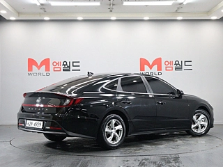 HYUNDAI SONATA DN8 2019