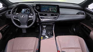 LEXUS ES300H 2024