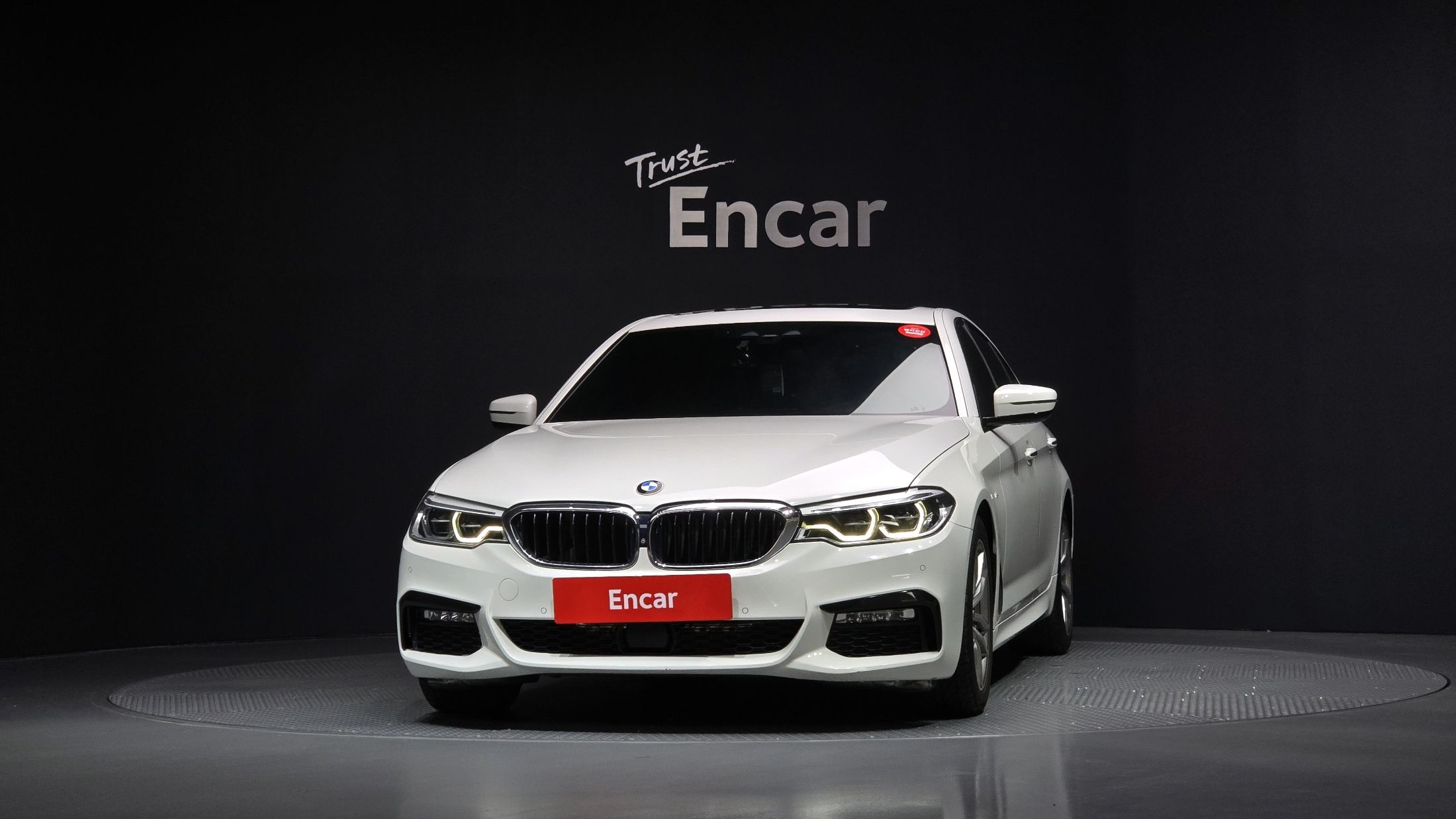 BMW 5-SERIES G30 2017