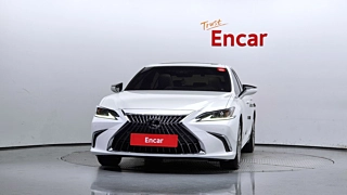 LEXUS ES300H 2024