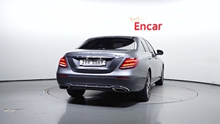 MERCEDES BENZ E-CLASS W213 2017