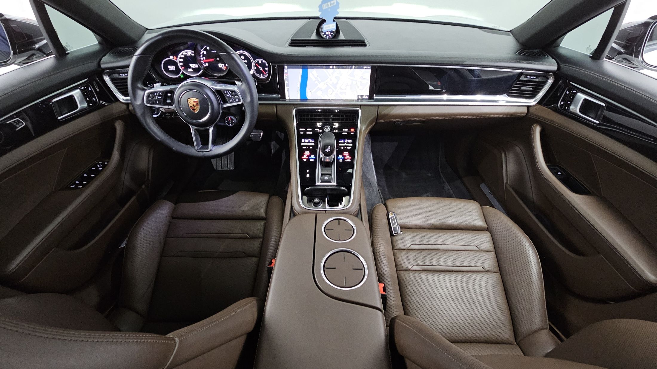 PORSCHE PANAMERA 971 2018