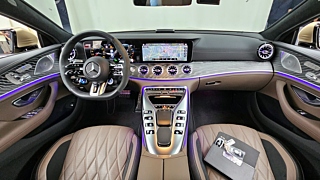 MERCEDES BENZ AMG GT 2023