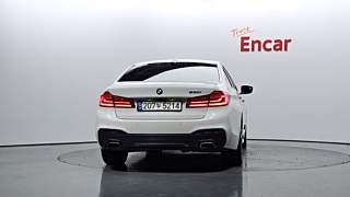 BMW 5-SERIES G30 2018