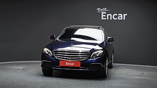 MERCEDES BENZ E-CLASS W213 2019
