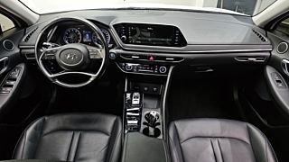 HYUNDAI SONATA DN8 2019