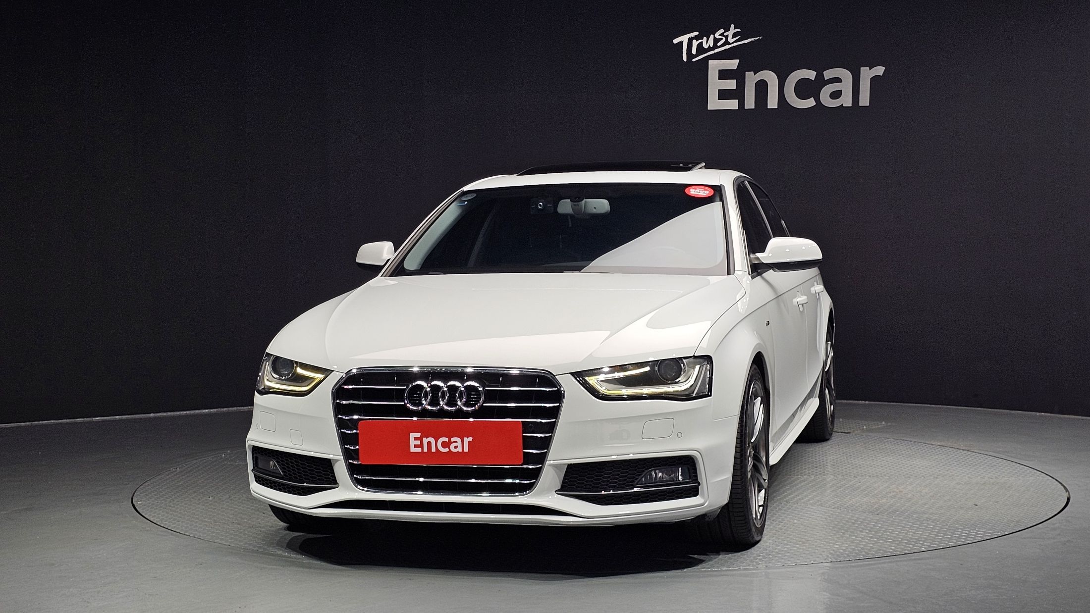AUDI A4 2016
