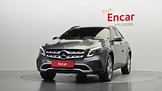 MERCEDES BENZ GLA-CLASS X156 2017
