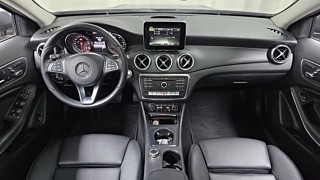 MERCEDES BENZ GLA-CLASS X156 2017