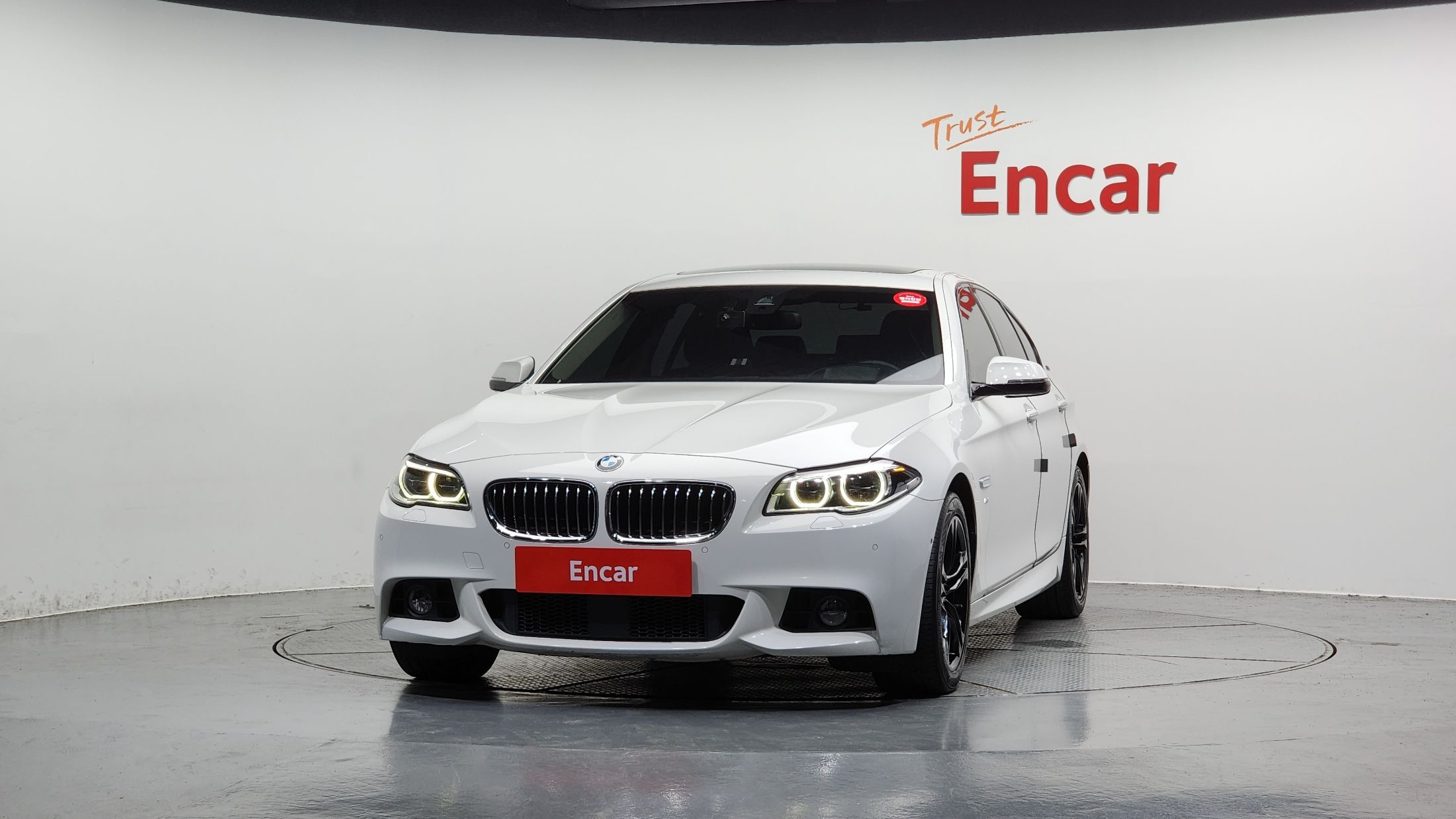 BMW 5-SERIES F10 2016