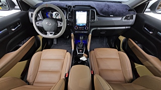 SAMSUNG QM6 2022