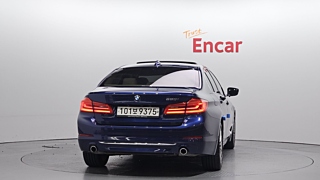 BMW 5-SERIES G30 2020