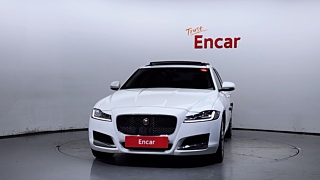JAGUAR XF X260 2017