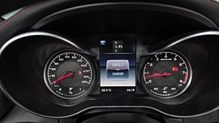 MERCEDES BENZ C-CLASS W205 2017