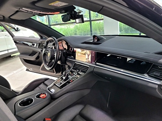PORSCHE PANAMERA 971 2022