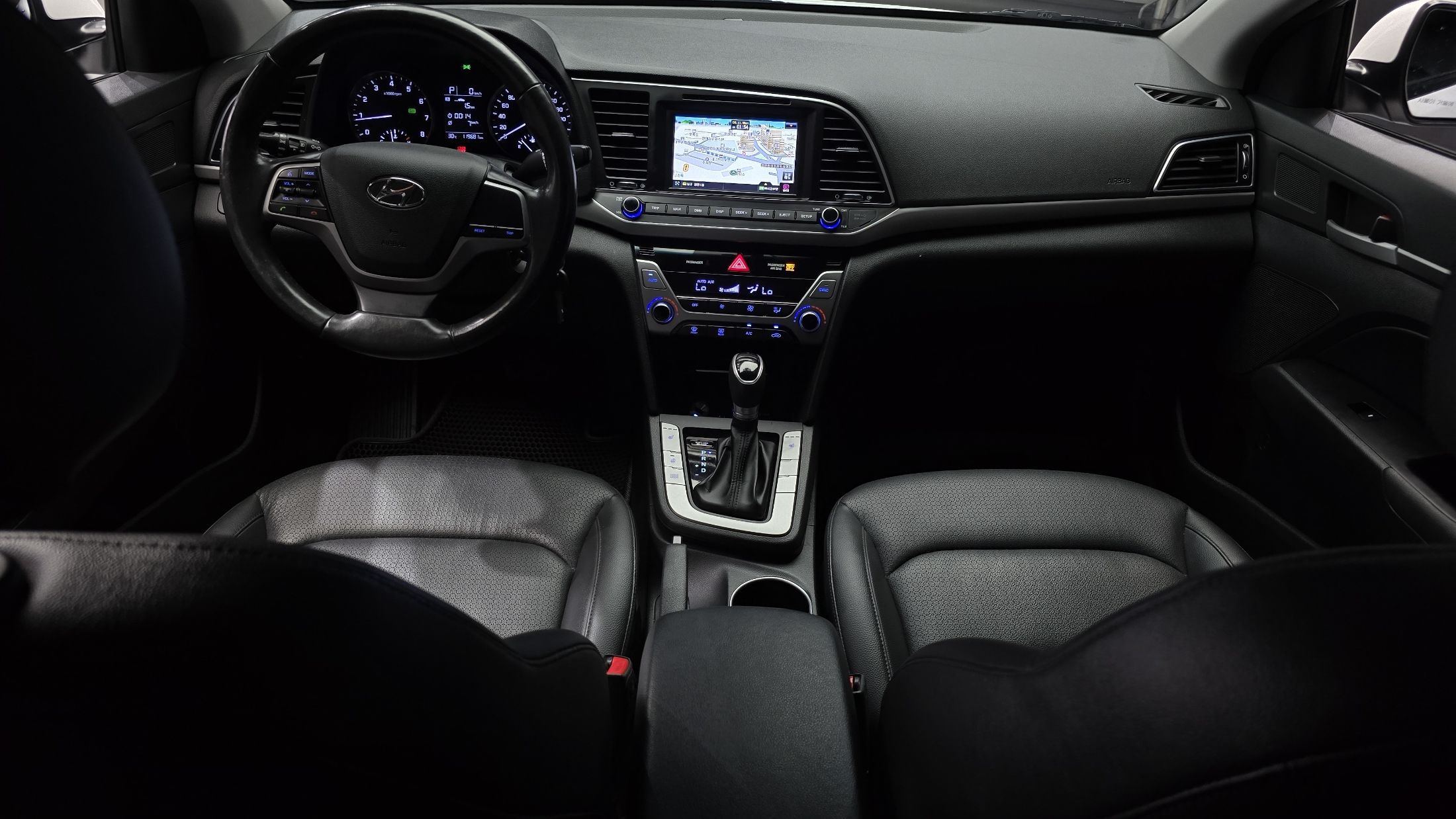 HYUNDAI AVANTE AD 2016