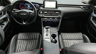 GENESIS G70 2018