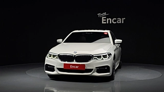 BMW 5-SERIES G30 2017