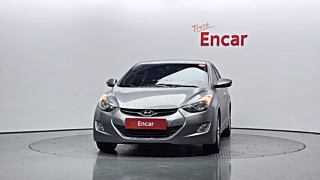 HYUNDAI AVANTE MD 2010