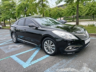 HYUNDAI GRANDEUR HG 2016
