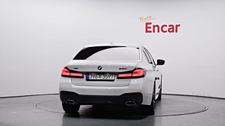 BMW 5-SERIES G30 2022