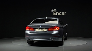 BMW 5-SERIES G30 2019
