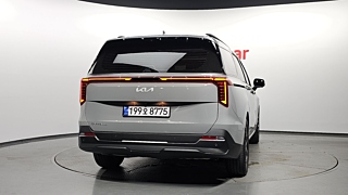 KIA CARNIVAL 2025