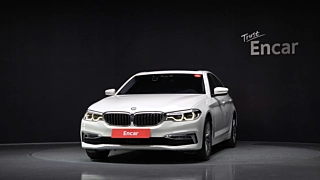 BMW 5-SERIES G30 2019