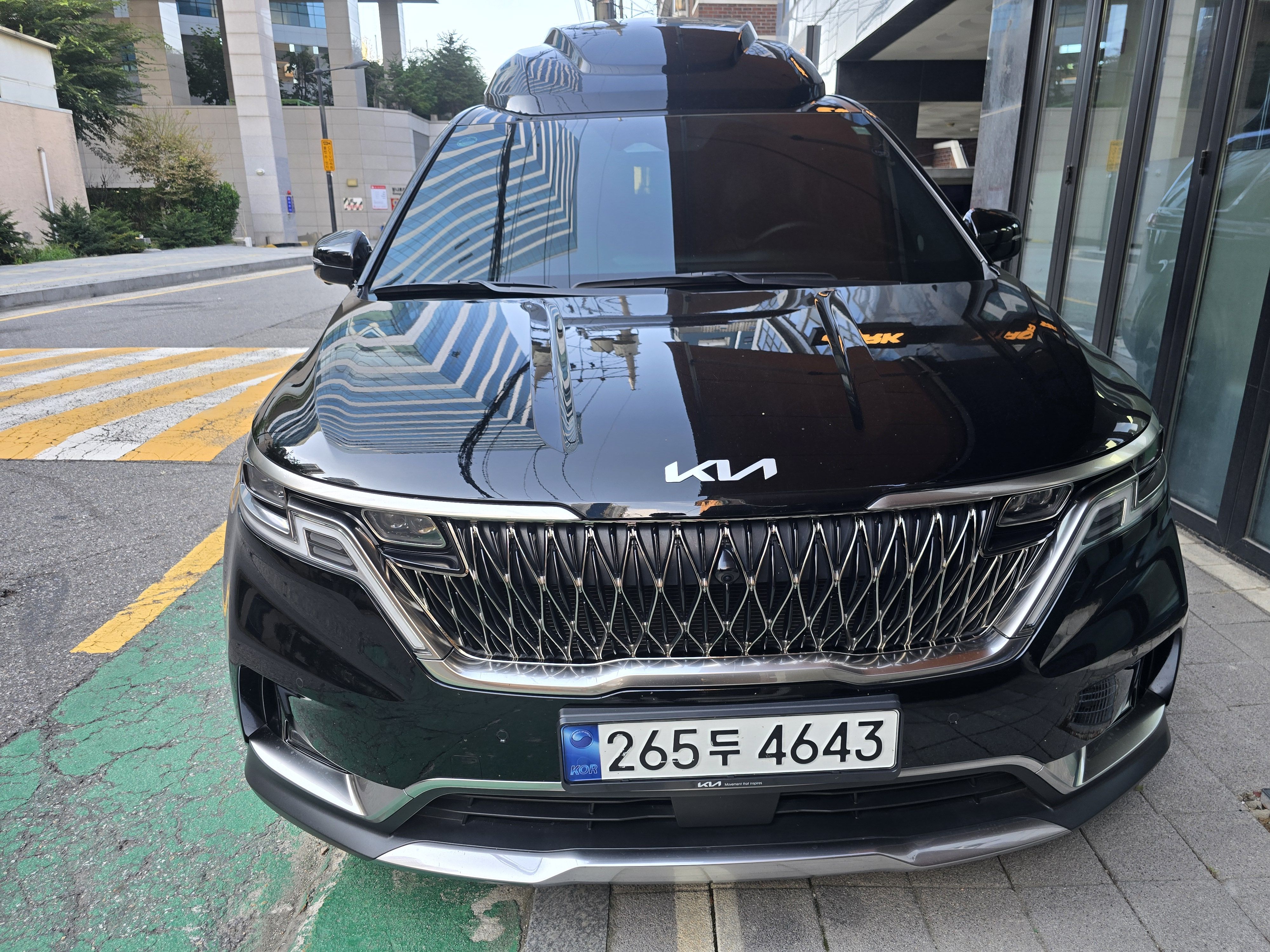 KIA CARNIVAL 2023