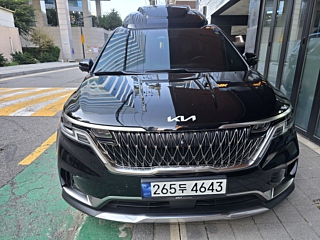 KIA CARNIVAL 2023