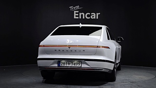 HYUNDAI GRANDEUR HYBRID GN7  Premium 2023