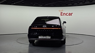 HYUNDAI GRANDEUR HYBRID GN7 2023
