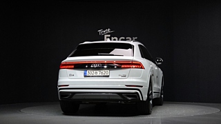AUDI Q8 4M 2021