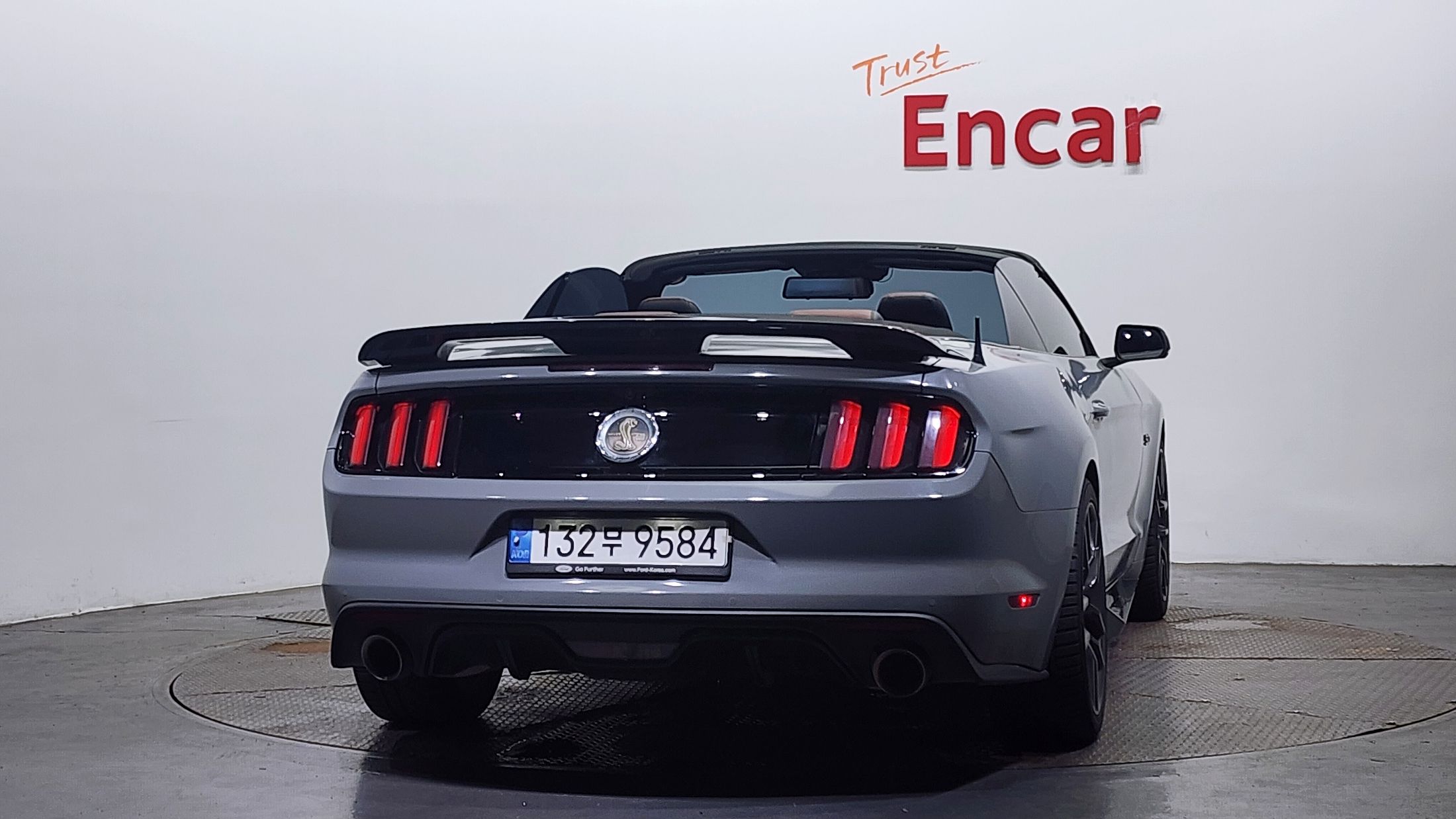 FORD MUSTANG 2015