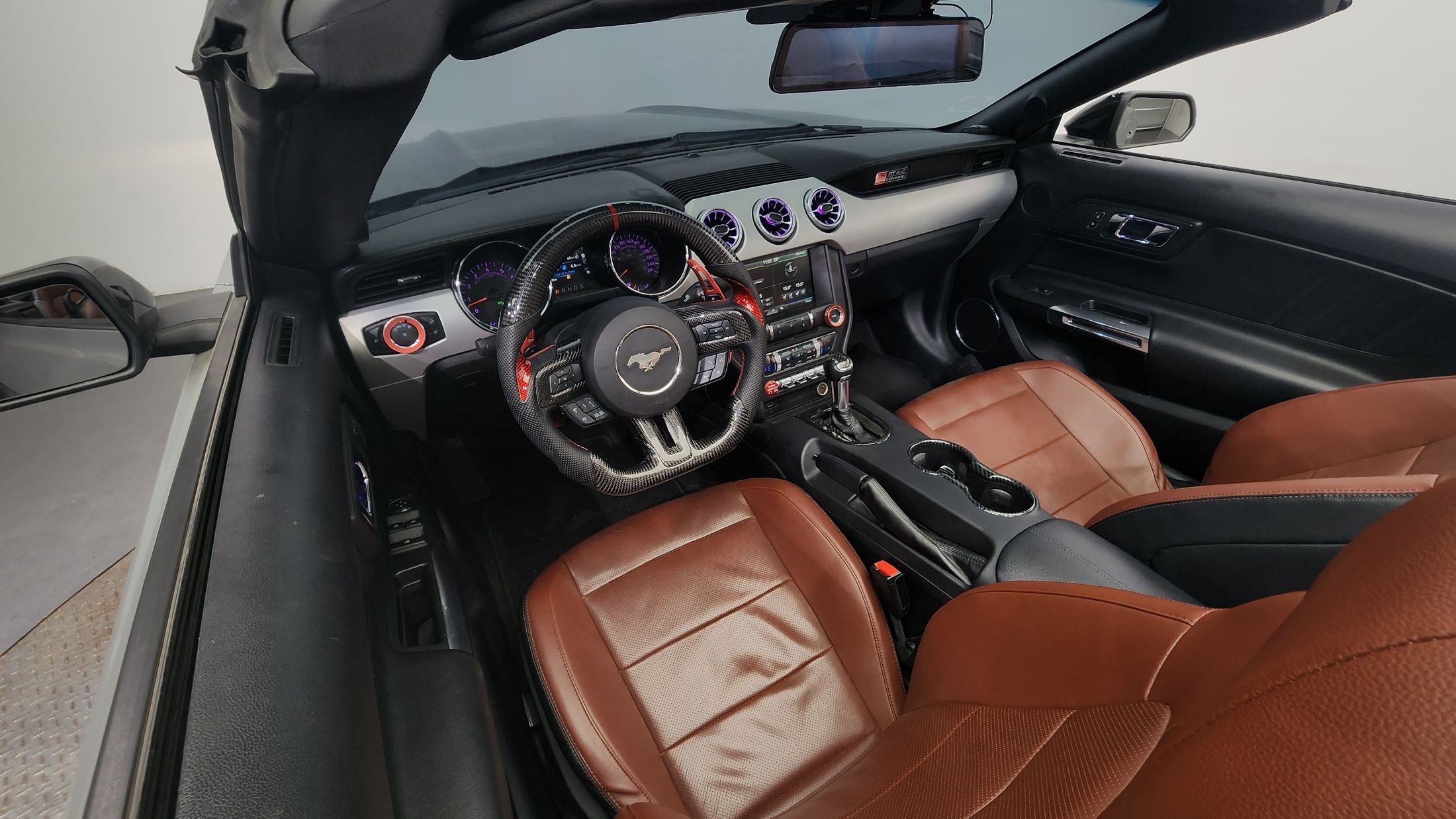 FORD MUSTANG 2015