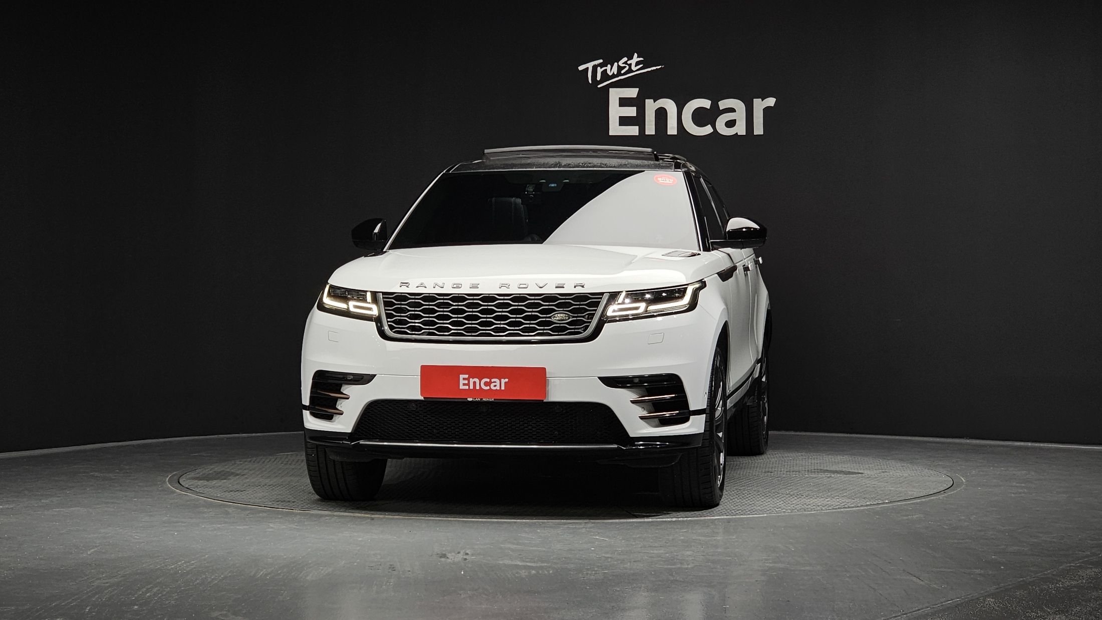 LAND ROVER RANGE ROVER VELAR 2017