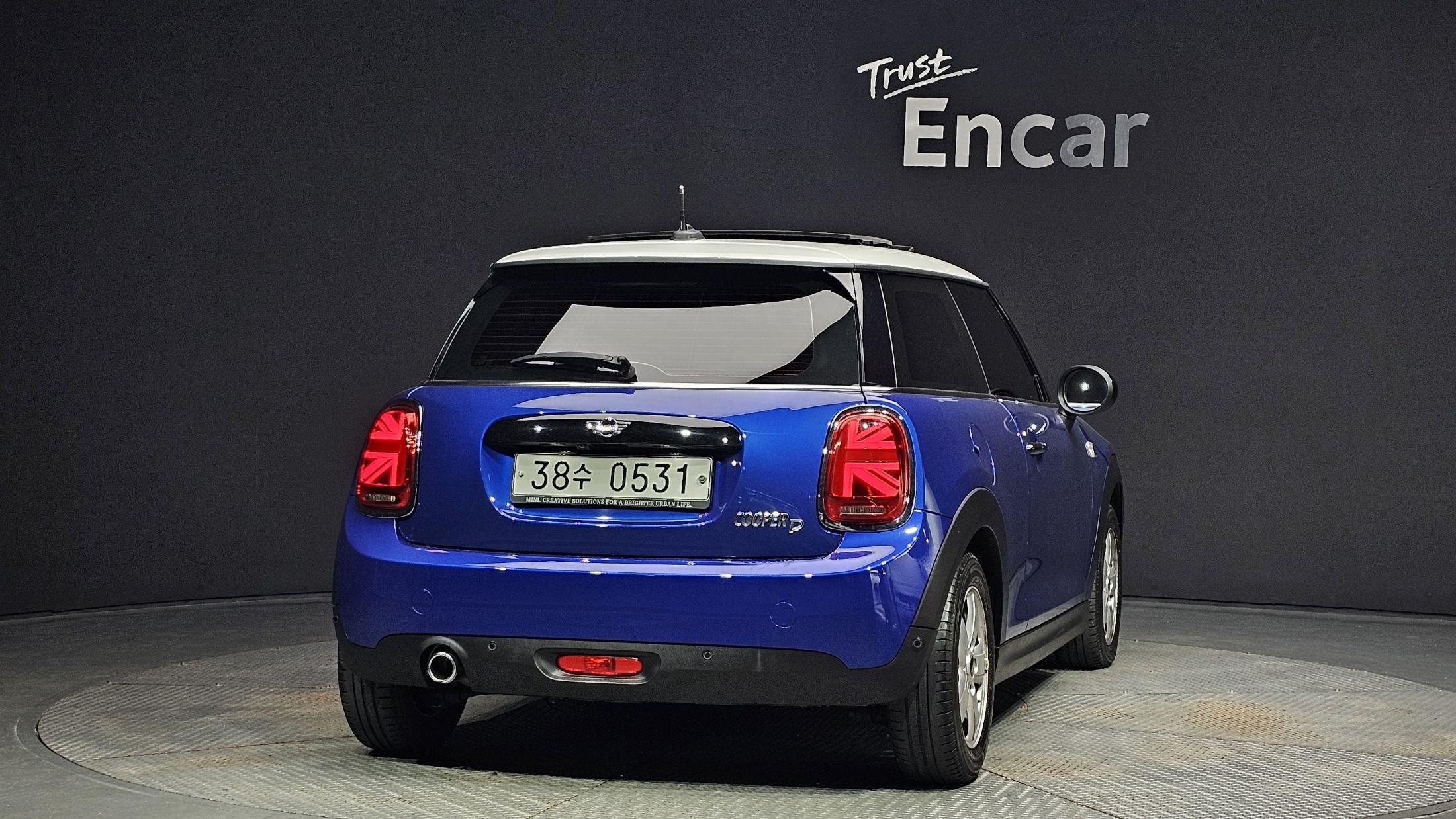 MINI COOPER D 2019