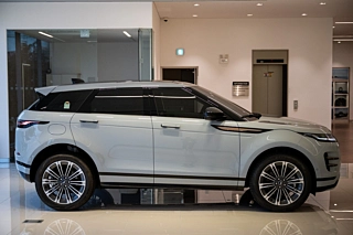LAND ROVER RANGE ROVER EVOQUE 2024