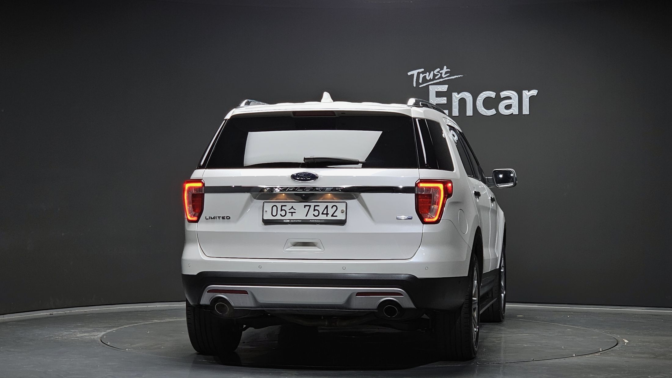 FORD EXPLORER 2017