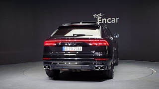 AUDI Q8 4M 2023