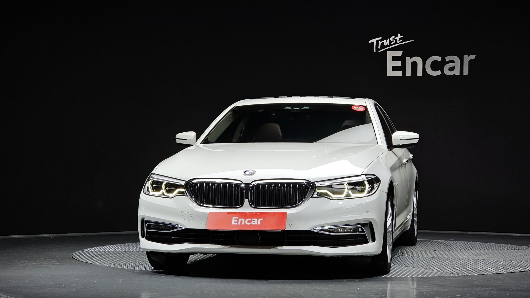 BMW 5-SERIES G30 2018